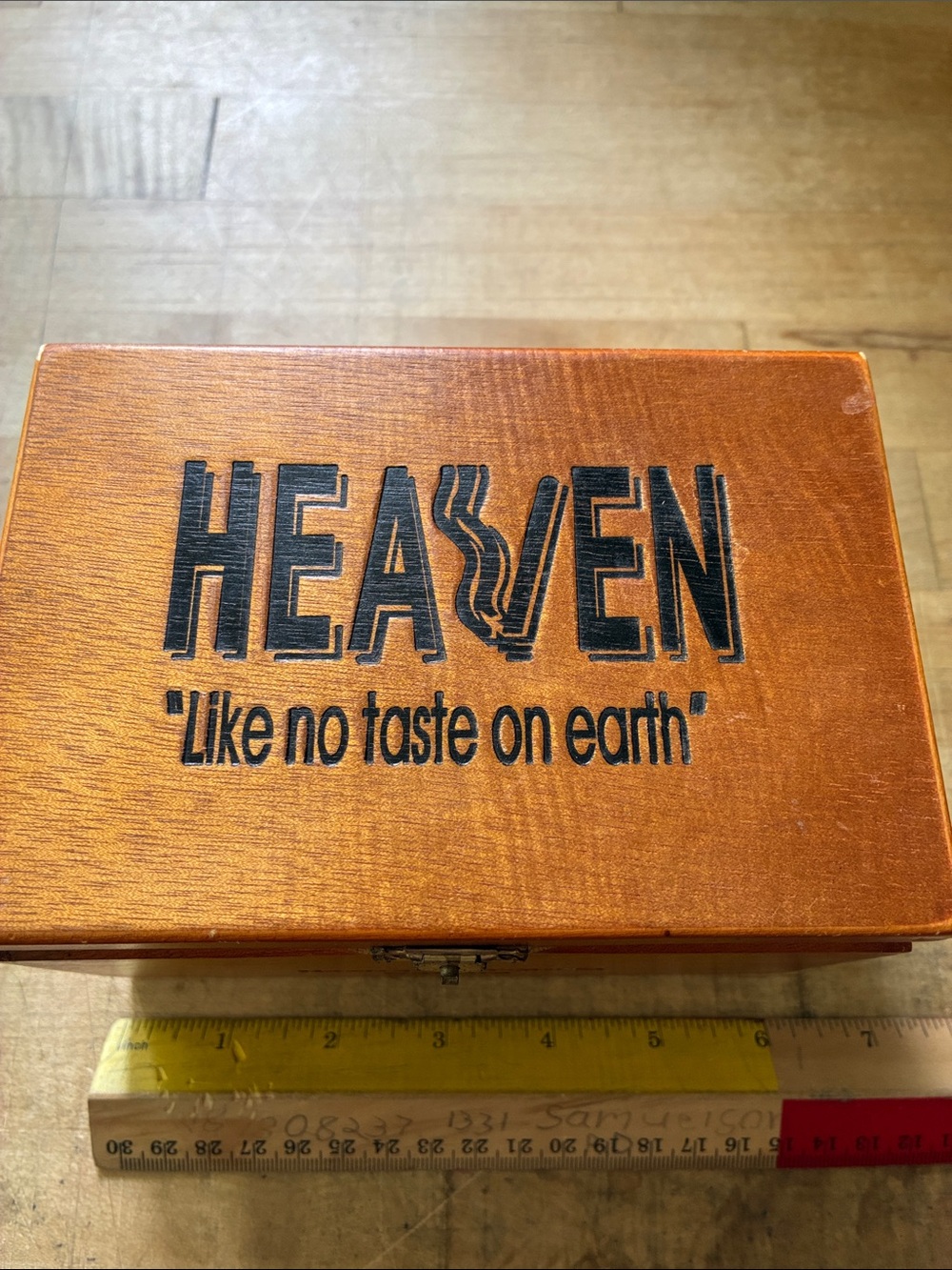 Vintage Wooden Cigar Box! - Picture 2 of 5